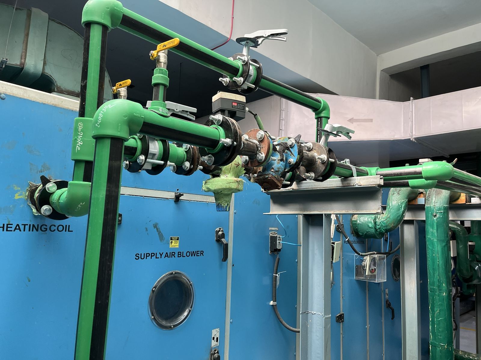 PPRCT chilled water connections at air handling units
